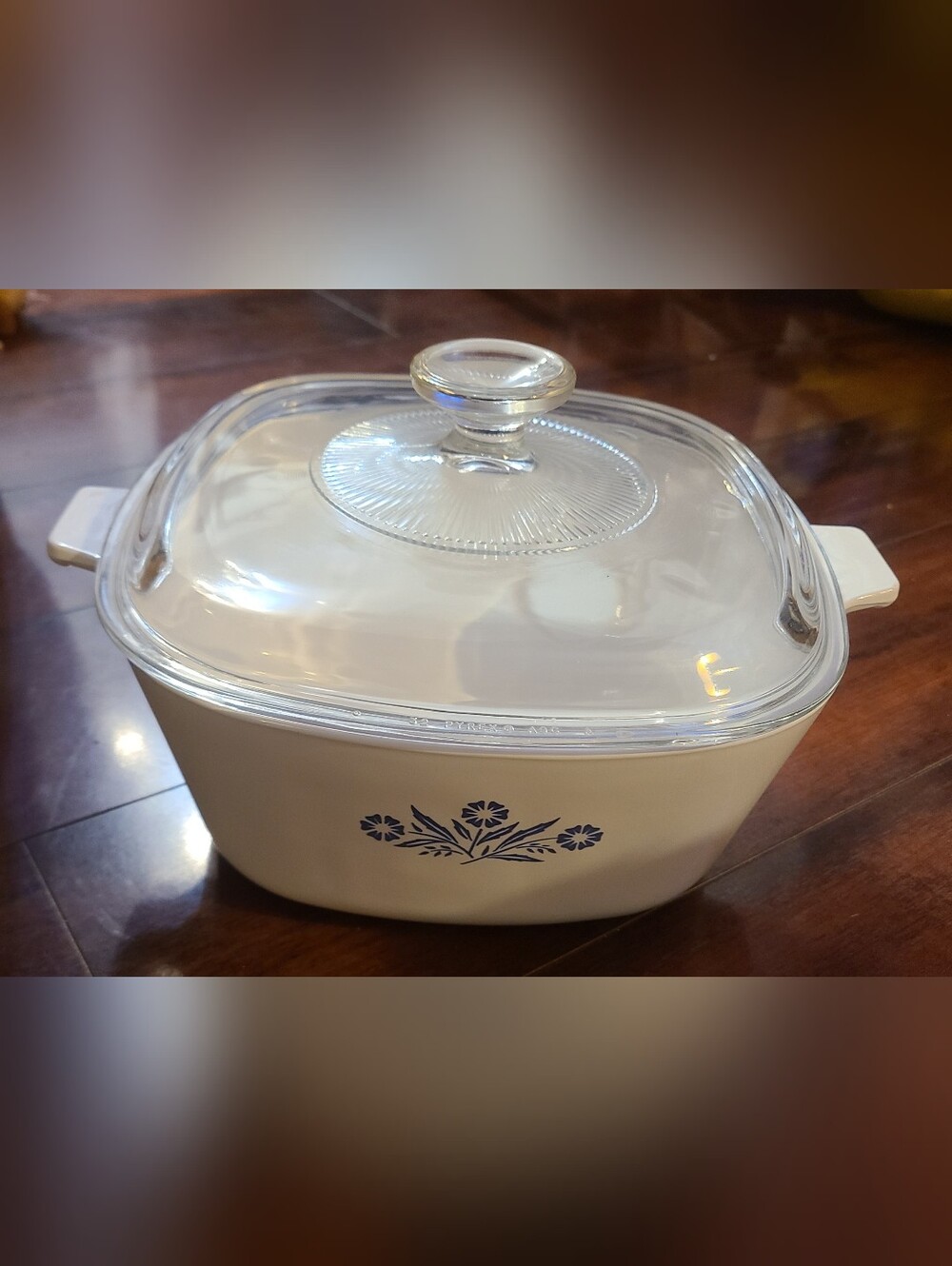 CorningWare 2.5 Qt P-2 1/2-B White/Blue Cornflower Square Dish & Lid